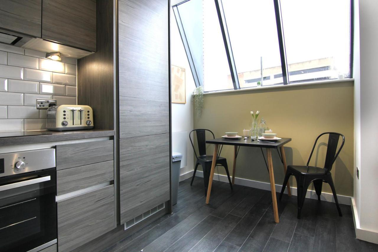 Апартаменты West Bar Penthouse Free Parking Шефилд Экстерьер фото